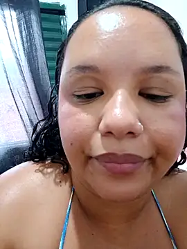 Snapshot of EggedGrowth chatting on November 15, 1:15 pm EggedGrowth online show from November 15, 1:15 pm