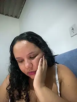 Snapshot of EggedGrowth chatting on February 27, 9:47 pm EggedGrowth online show from February 27, 9:47 pm