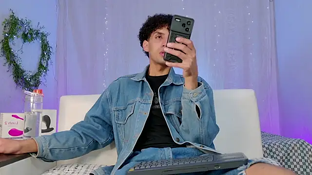 josesweet  online show from October 4, 3:13 pm