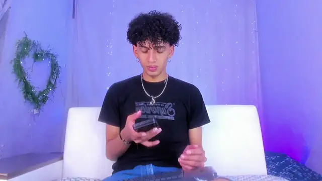 josesweet  online show from October 2, 7:28 pm