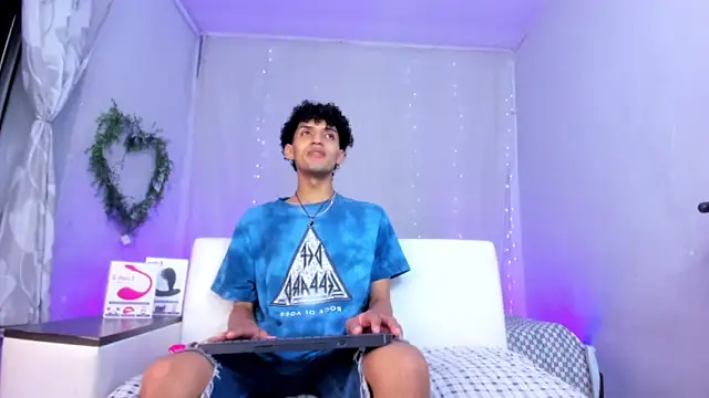 josesweet  online show from October 8, 6:52 pm