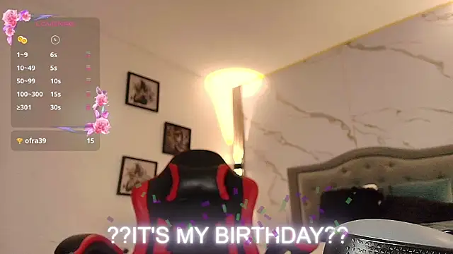 Snapshot of Nina_Rouge7 chatting on November 24, 1:22 pm Nina Rouge7 online show from November 24, 1:22 pm