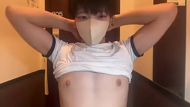 tora3220 online show from October 3, 12:28 pm