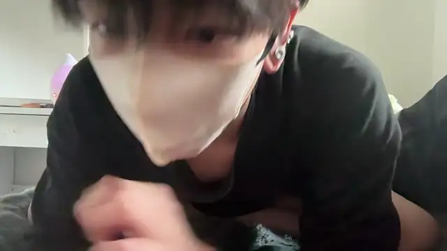 tora3220 online show from February 15, 5:30 am