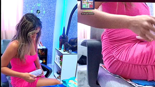 Snapshot of Sally_Ricci chatting on October 13, 1:12 pm Sally Ricci online show from October 13, 1:12 pm