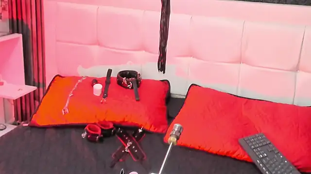 MaraBlake  online show from January 17, 2:04 am