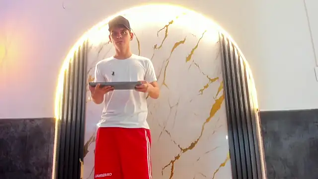 liam coleman25 online show from February 1, 4:11 am