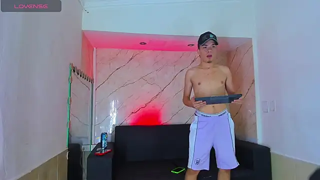 liam coleman25 online show from November 7, 4:17 am