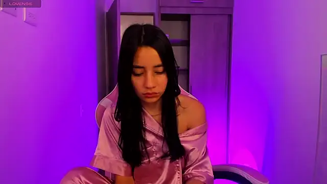 ISABELFORYOU1 online show from November 24, 7:25 pm