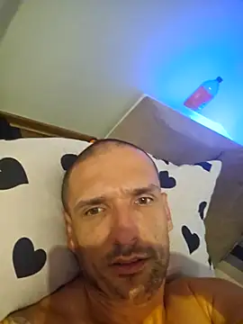 Ando1992 online show from September 25, 5:13 am