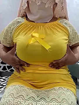 lily sx online show from November 5, 5:38 pm