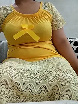 lily sx online show from October 23, 7:18 am