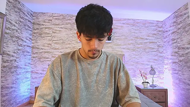 Axel Draven online show from March 2, 11:50 am