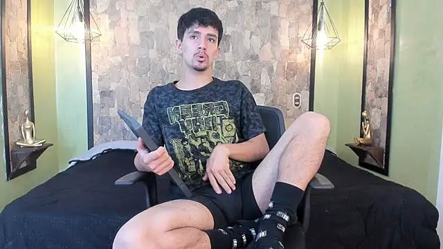 Snapshot of Axel_Draven chatting on July 19, 12:13 pm Axel Draven online show from July 19, 12:13 pm