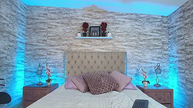 Axel Draven online show from March 11, 12:10 pm