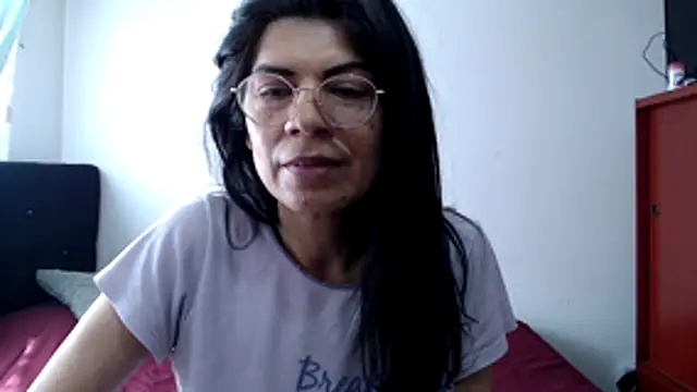 abrilsex23 online show from March 29, 3:46 pm