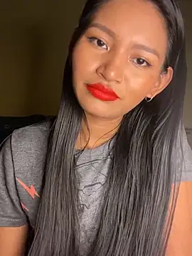 Snapshot of fenixzara chatting on September 25, 4:13 pm fenixzara online show from September 25, 4:13 pm