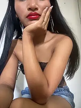 Snapshot of fenixzara chatting on October 14, 1:56 pm fenixzara online show from October 14, 1:56 pm