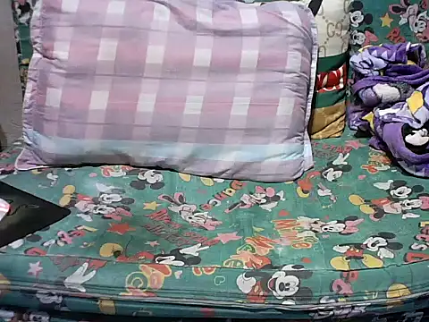 Ella marie14 online show from November 20, 9:15 pm