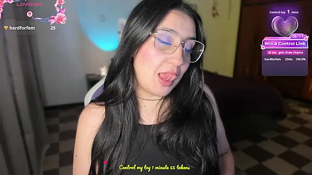 tellmemaddie online show from July 1, 7:14 pm