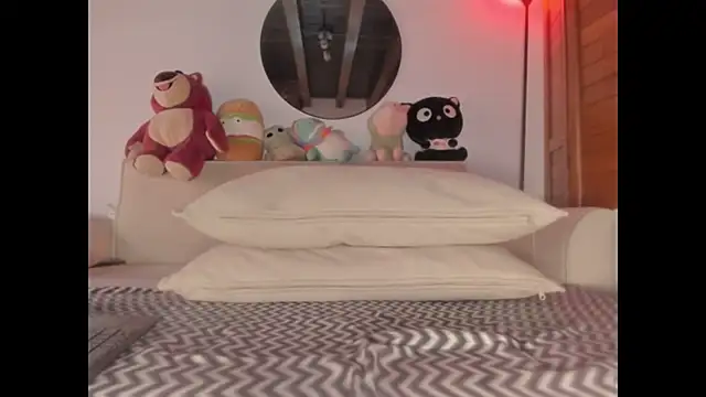 Emily Just online show from April 12, 8:45 pm