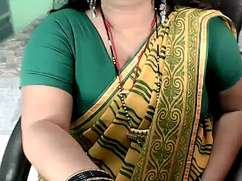 Snapshot of BABITA_KUMARII chatting on November 24, 4:29 pm BABITA KUMARII online show from November 24, 4:29 pm