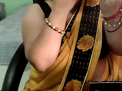 Snapshot of BABITA_KUMARII chatting on April 23, 4:41 pm BABITA KUMARII online show from April 23, 4:41 pm