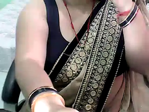 Snapshot of BABITA_KUMARII chatting on May 8, 5:17 pm BABITA KUMARII online show from May 8, 5:17 pm