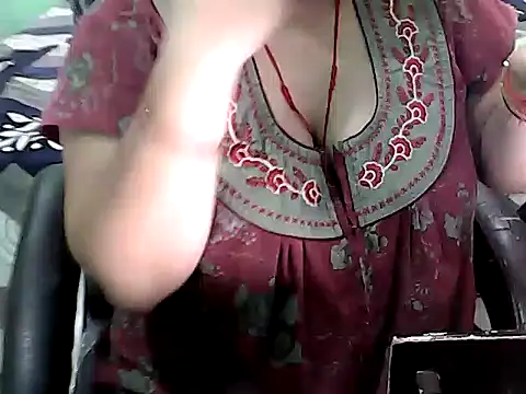 Snapshot of BABITA_KUMARII chatting on May 22, 6:28 pm BABITA KUMARII online show from May 22, 6:28 pm