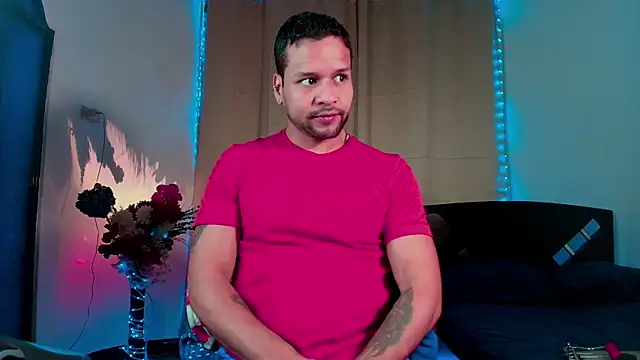 LucasGaeel online show from October 16, 2:09 am