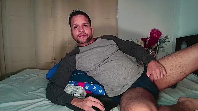 LucasGaeel online show from January 12, 3:57 am