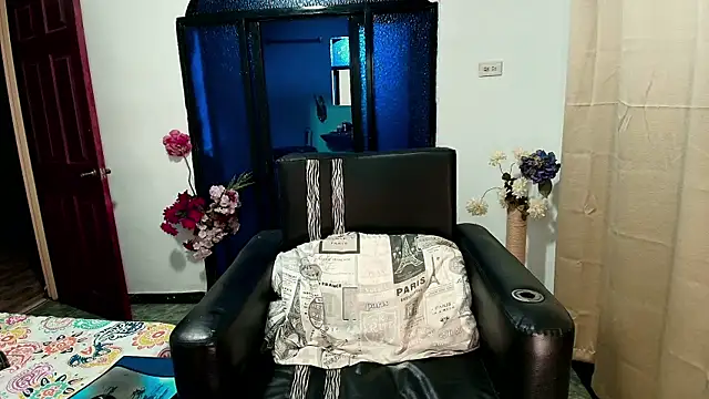 LucasGaeel online show from May 20, 10:56 am