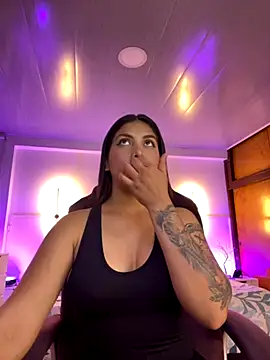 kloe28 online show from October 2, 3:43 am