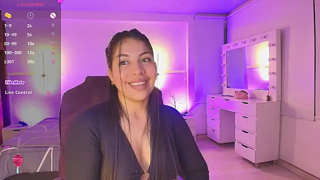 kloe28 online show from March 6, 3:45 am