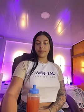 kloe28 online show from October 8, 3:52 am