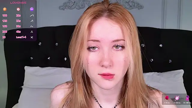 LiraKink online show from April 9, 4:25 am