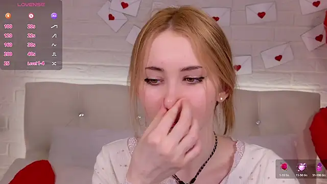 LiraKink online show from February 13, 4:45 am