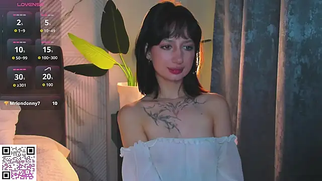 Michelle Murray online show from November 19, 1:16 am