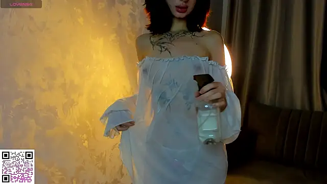 Michelle Murray online show from November 25, 9:59 pm