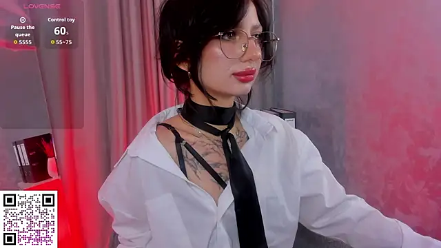 Michelle Murray online show from October 29, 4:17 pm