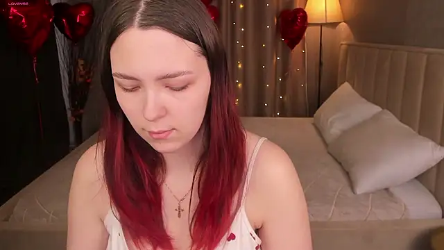 Monica  Queen online show from February 27, 5:18 am