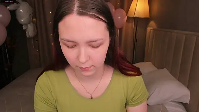 Monica  Queen online show from April 6, 5:30 am