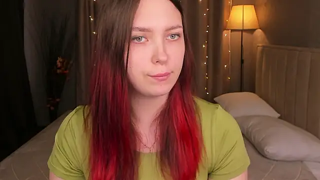 Monica  Queen online show from March 5, 5:37 am