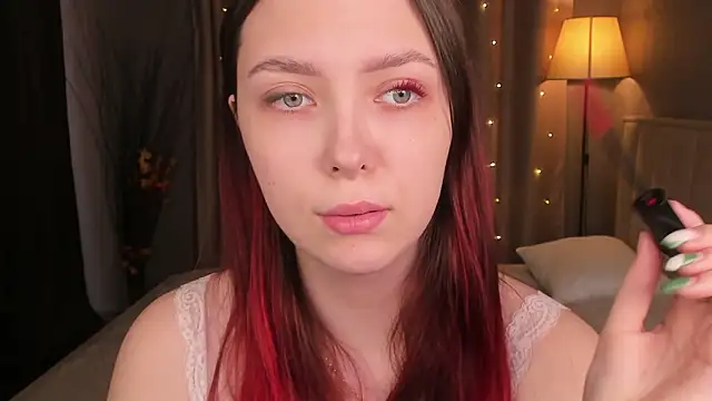 Monica  Queen online show from March 7, 5:25 am