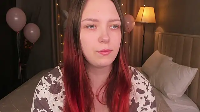 Monica  Queen online show from March 29, 5:31 am