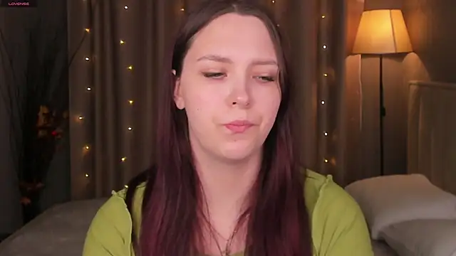 Monica  Queen online show from April 11, 7:45 am