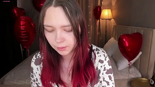 Monica  Queen online show from February 9, 5:38 am