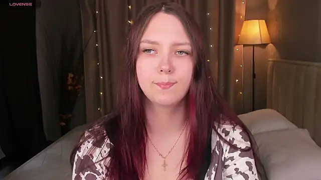 Monica  Queen online show from April 13, 5:22 am