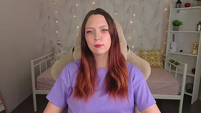 Monica  Queen online show from June 5, 5:23 am