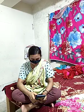 Snapshot of Love_Queen11 chatting on October 27, 4:41 pm Love Queen11 online show from October 27, 4:41 pm